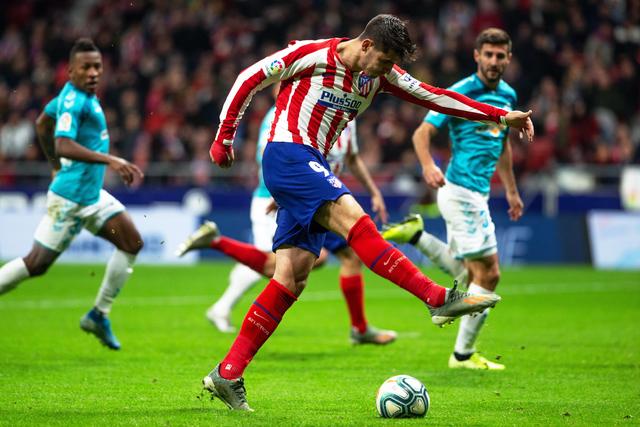 足坛射手榜C罗916球遥遥领先 梅西850球位居第二